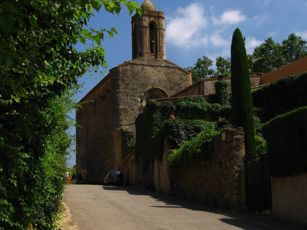 in the garden of gala dalí