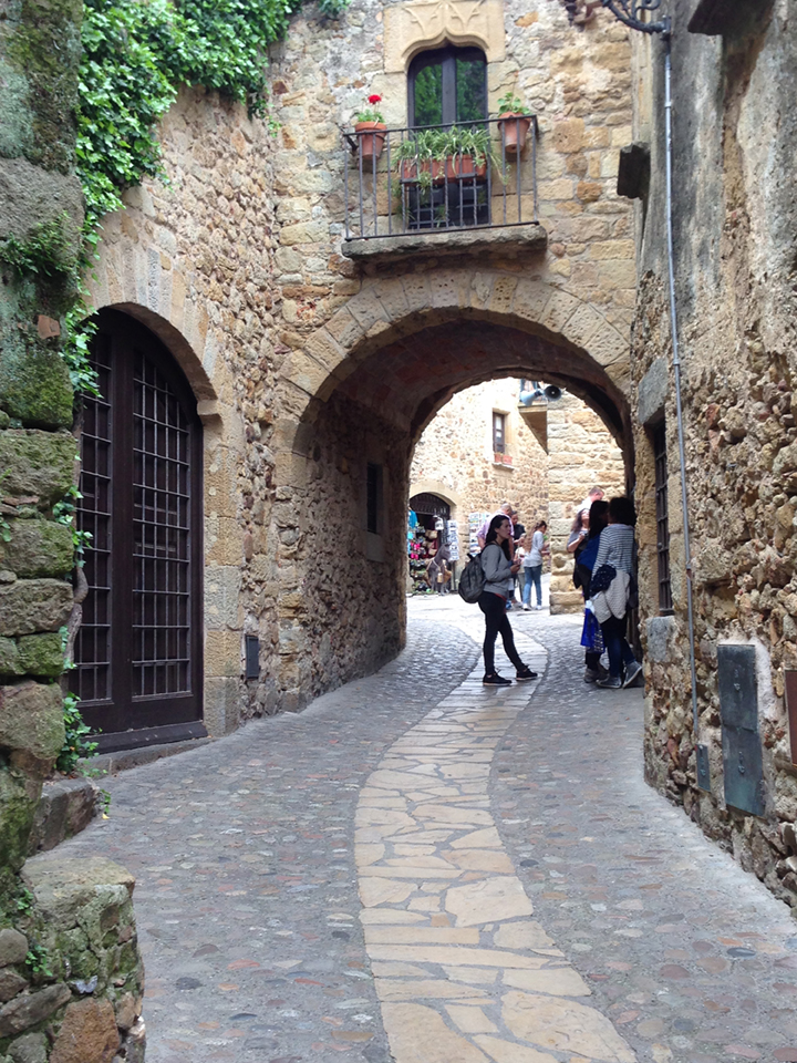 e-biking through medieval villages