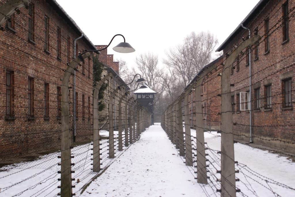 auschwitz 2273675 1280