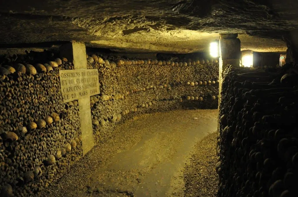 catacombs paris