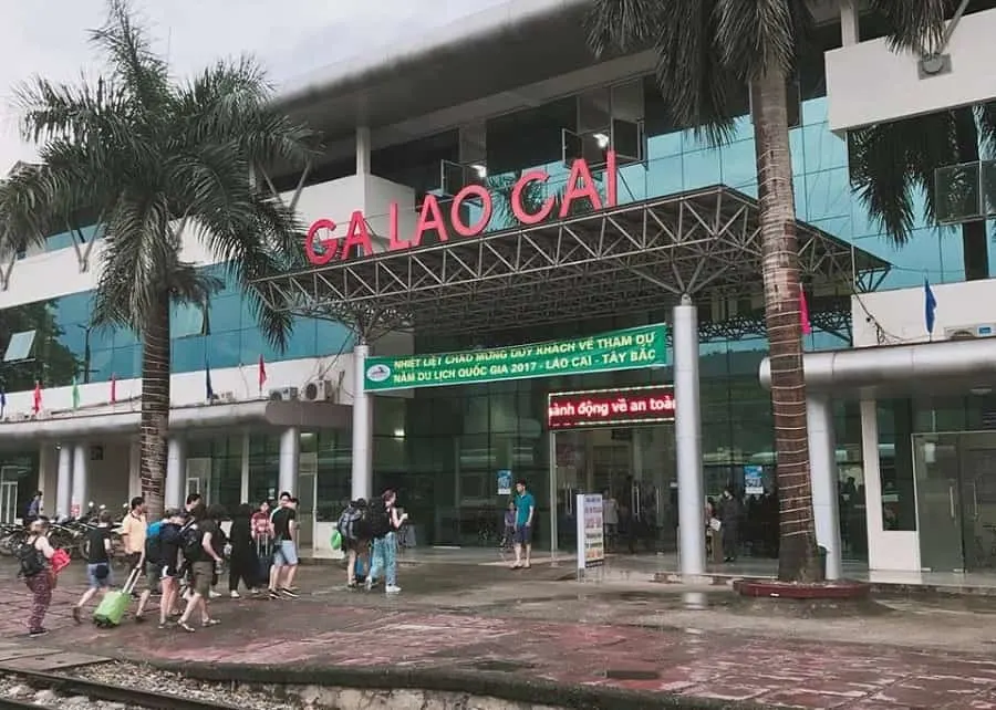 arrive in laocai station sapa