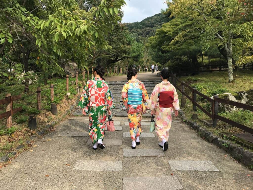 kimono 2833096 1920