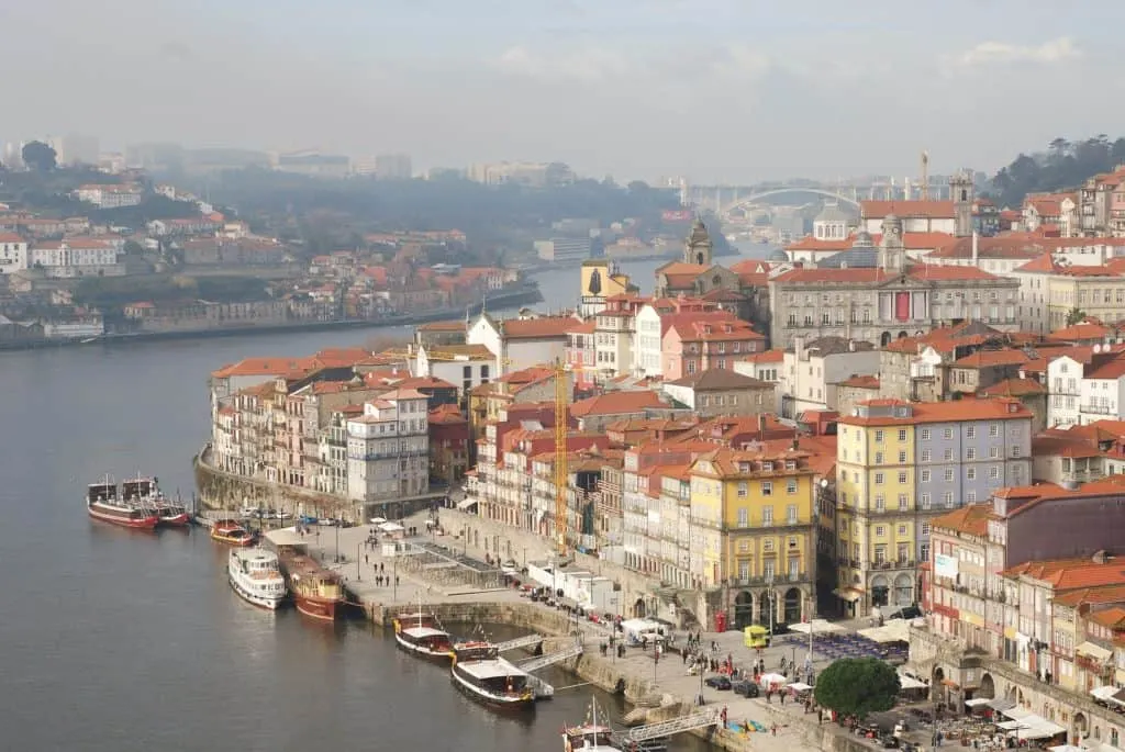 reasons to visit porto