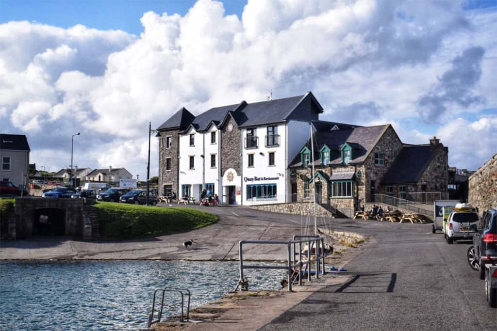 things to do in sligo: mullagh fishing village