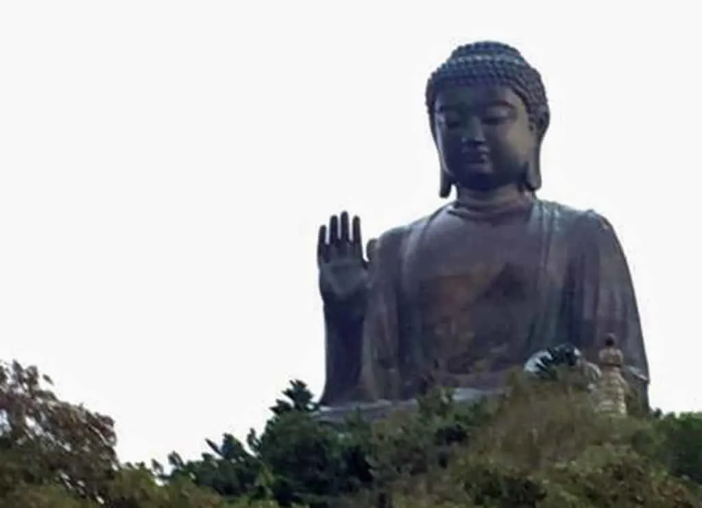 places to see in hong kong the big buddha