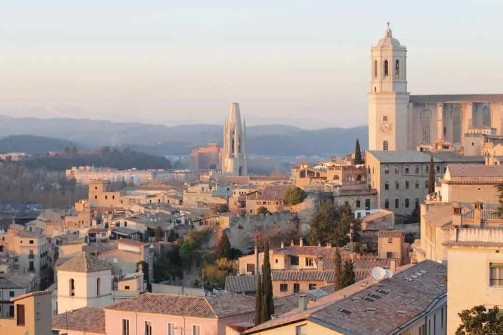 barcelona day trip tours: girona