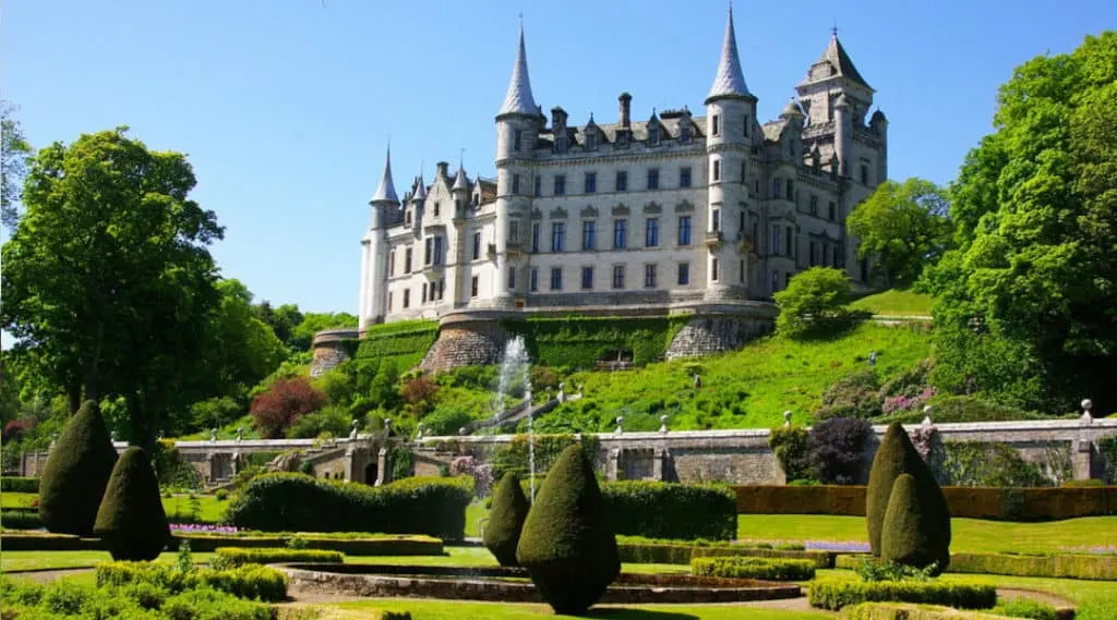 dunrobin castle scotland