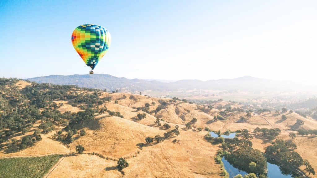 Hot Air Balloon in Napa by Sebastien Gabriel via Unsplash