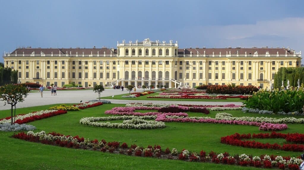 schonbrunn palace vienna