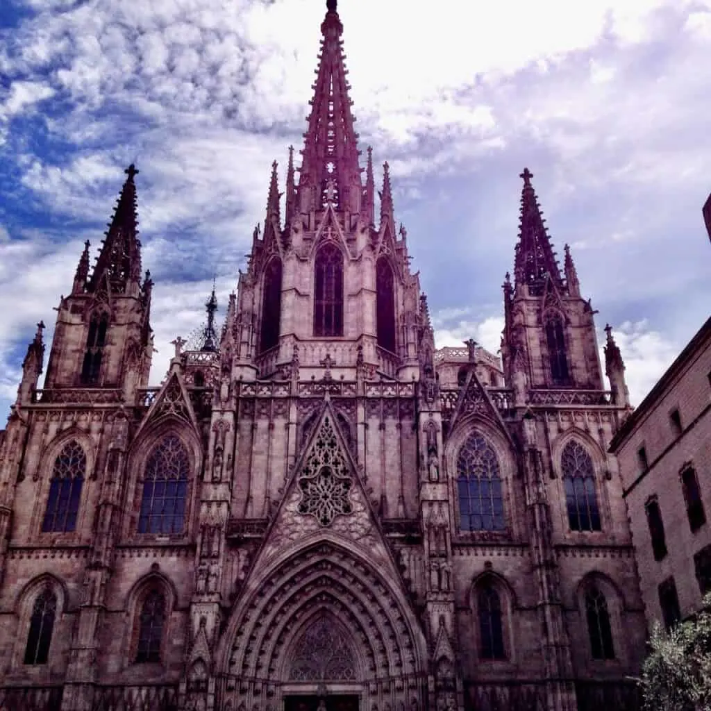 Catedral de la Santa Creu i Santa Eulàlia Cathedral of Holy Cross and St Eulalia