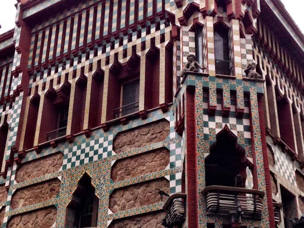 barcelona off the beaten path casa vicens