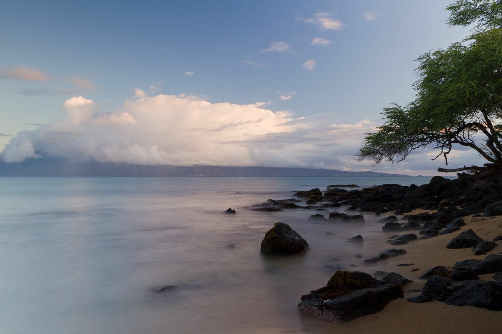 kaanapali beach scene where to stay in maui