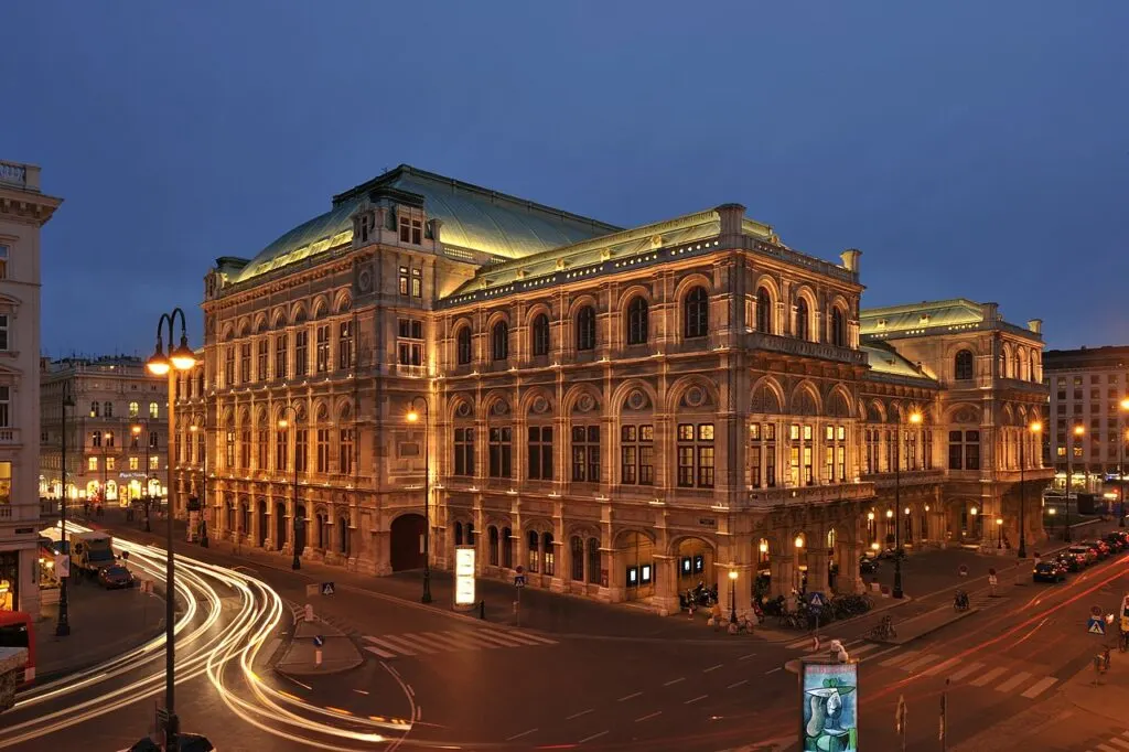 vienna state opera house