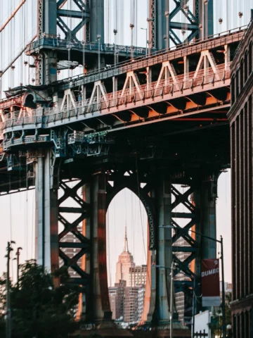 maximize your time in NYC bridge arches