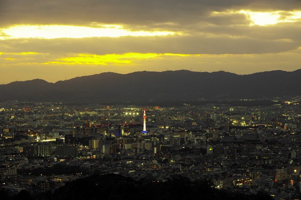 kyoto tower