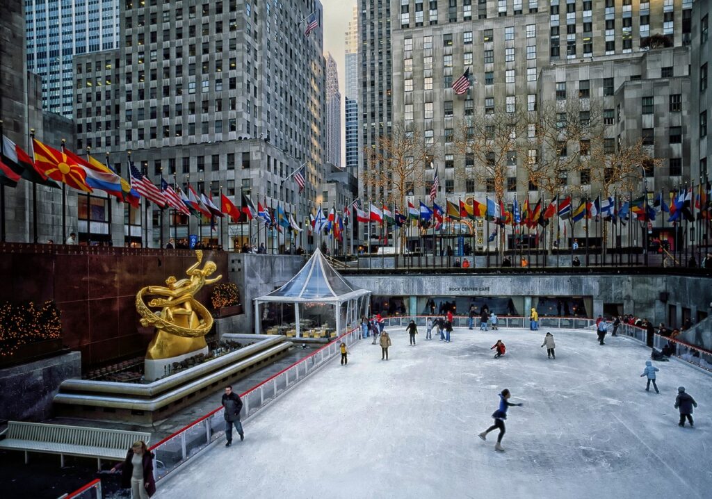 ice skating on rockefeller center