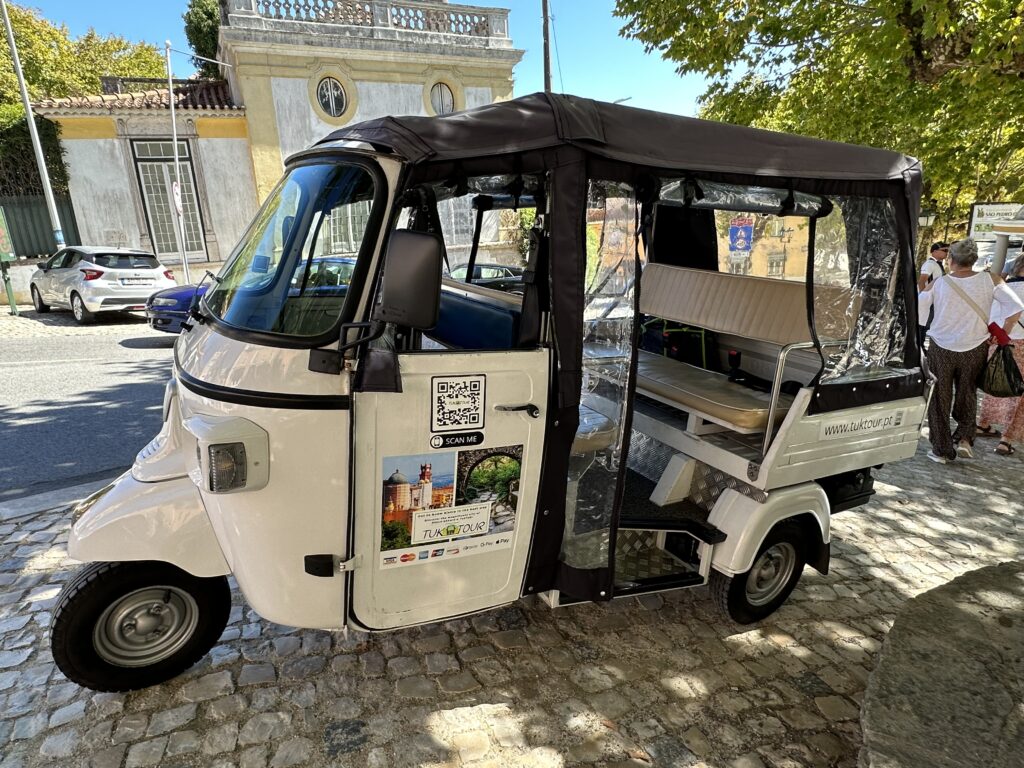 tuk-tuk in Sintra Lisbon insider tips