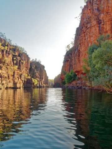 Katherine Gorge on an early morning boat trip up the river, Amazing cliffs and scenery, Northern Territory, Central Australia.